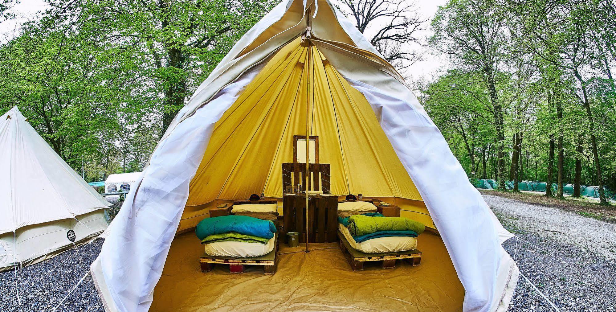 Готель Pamplona Camping Aizoain Екстер'єр фото