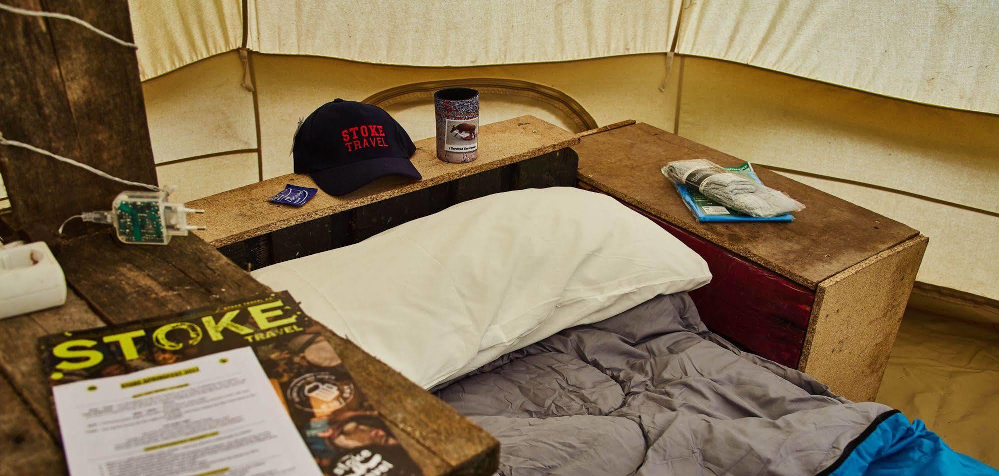 Готель Pamplona Camping Aizoain Екстер'єр фото